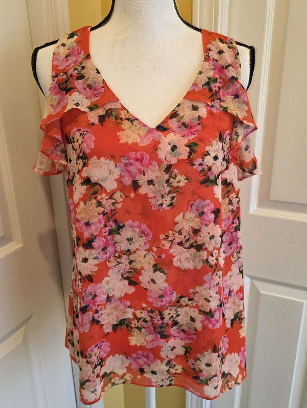 COLORFUL CABI BLOUSE, SIZE S